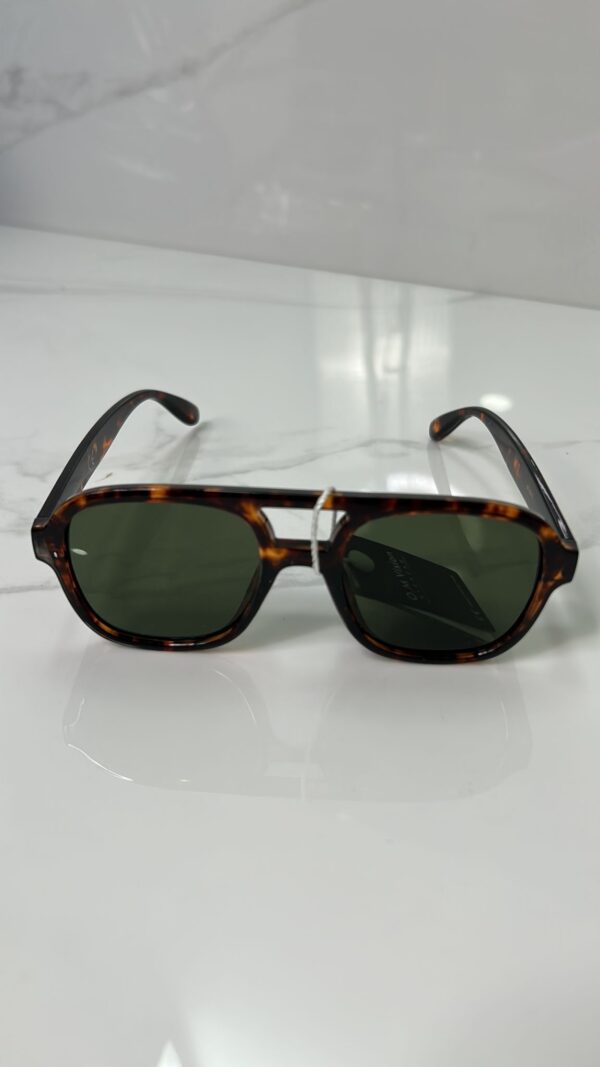 Carreras Flower