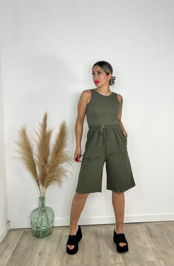 Bermudas Maqui