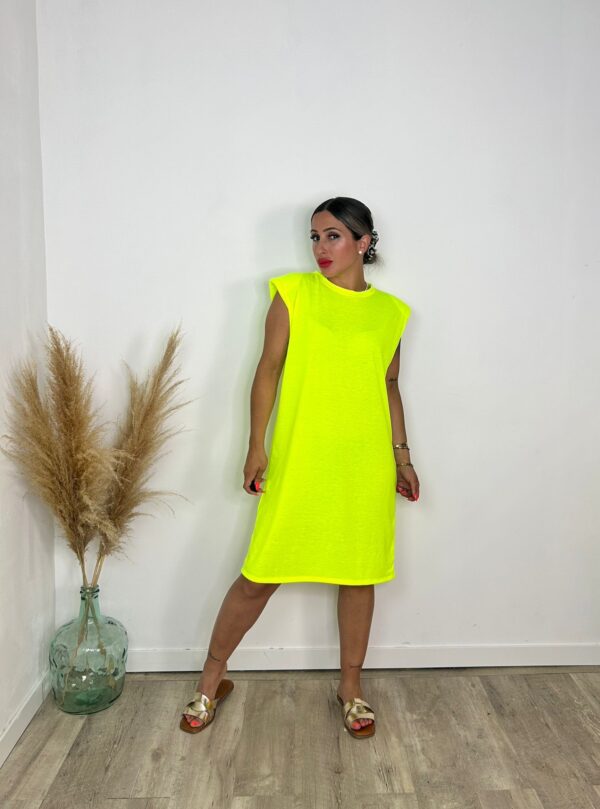 Vestido hombreras flúor - Imagen 3