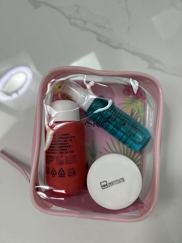 Estuche de set de body Milk gel y bruma corporal .