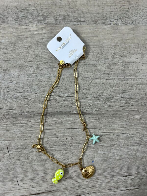Collar pescaditos 3
