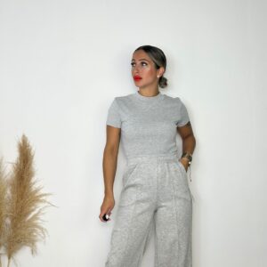 Camiseta Zara pegada