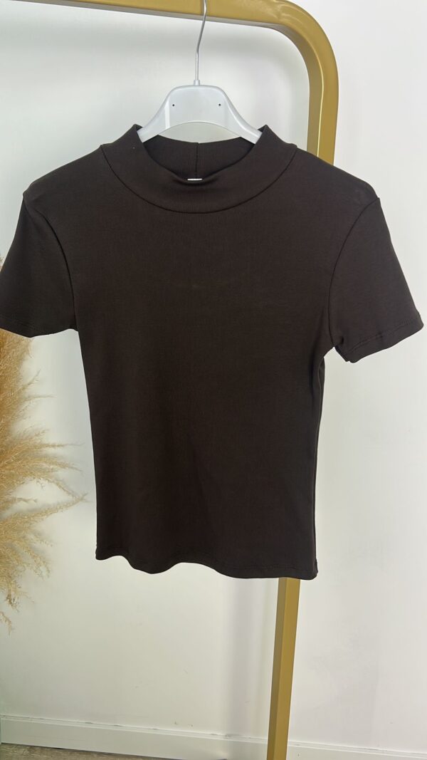 Camiseta Zara pegada - Imagen 3