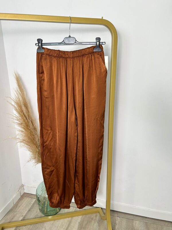 Pantalón bombacho satinado - Imagen 9
