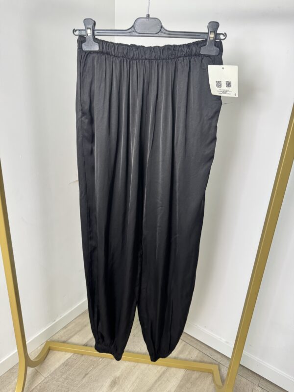 Pantalón bombacho satinado - Imagen 5