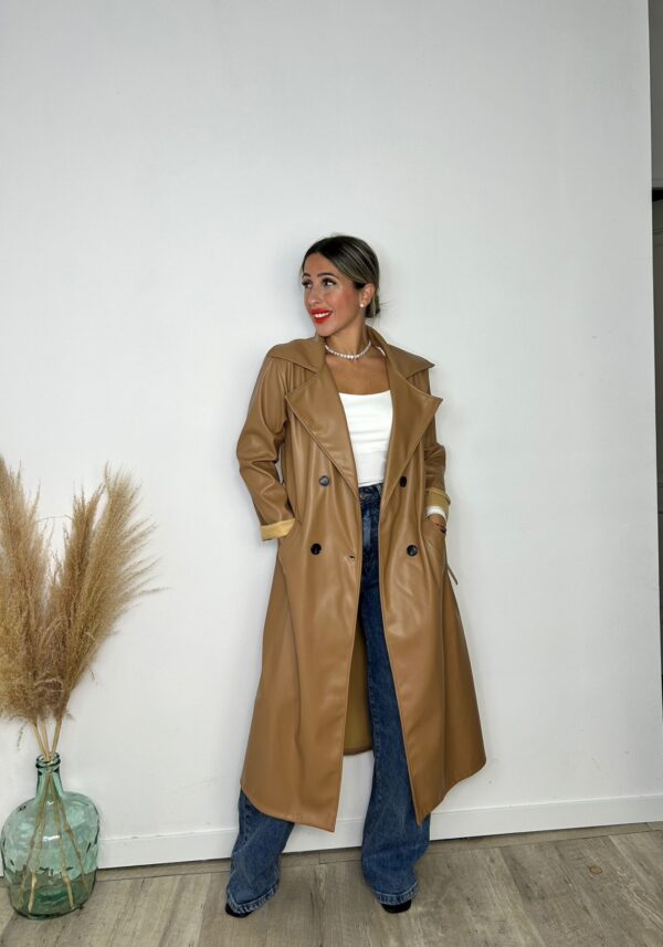 Gabardina Paris