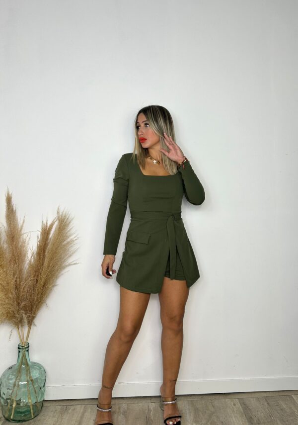 Mono cruzado