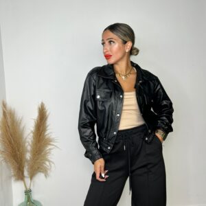 Bomber cuero