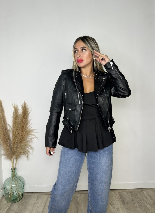 Chaqueta de cuero tachuelas - Imagen 2
