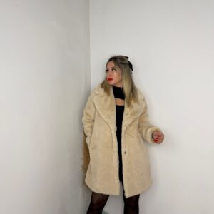 Abrigo peluche Mía 2