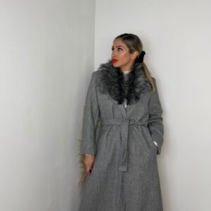 Abrigo de paño gris ( se quita pelo)